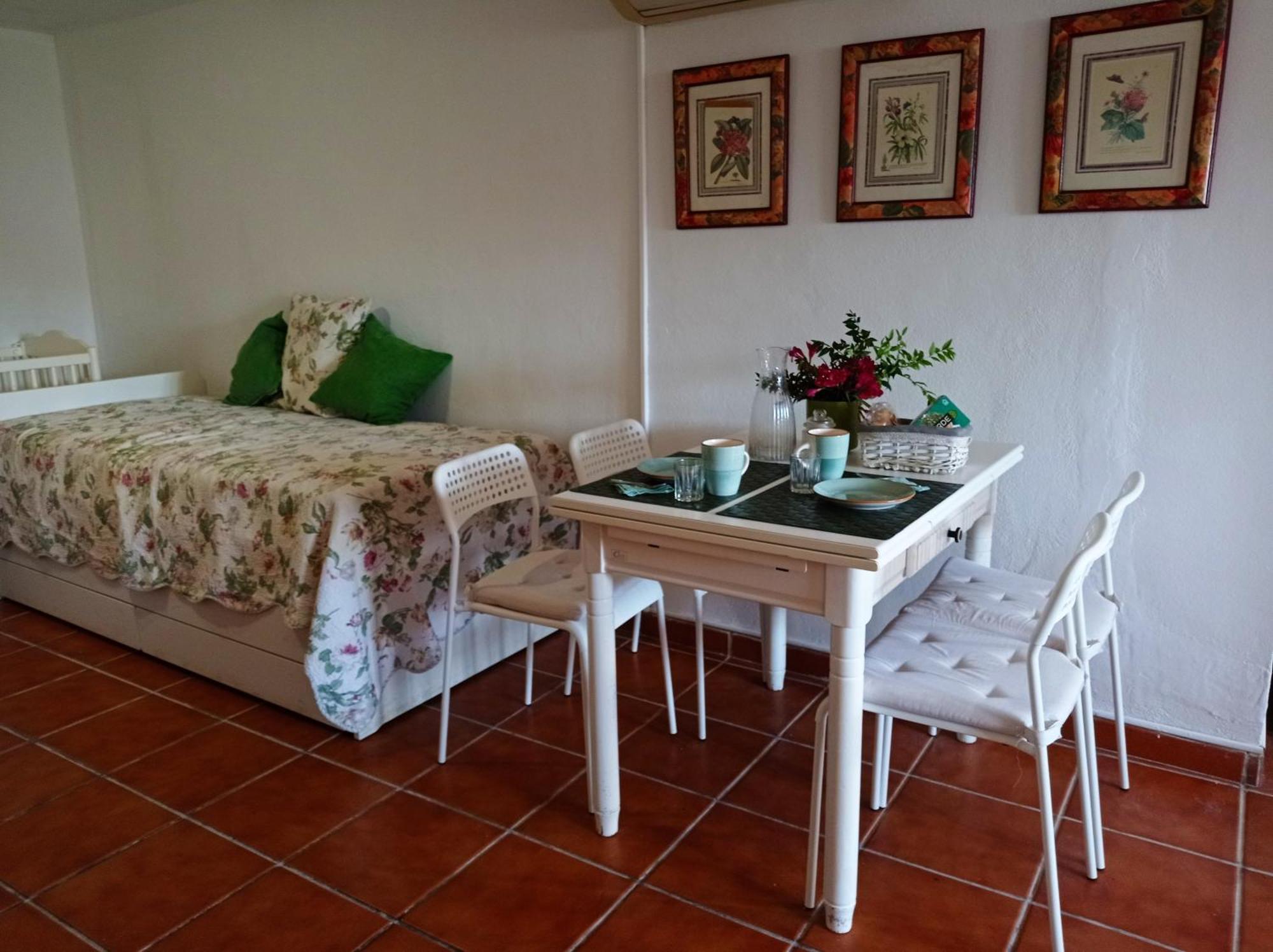 Apartamento-Estudio En Villa Con Piscina Μάλαγα Εξωτερικό φωτογραφία