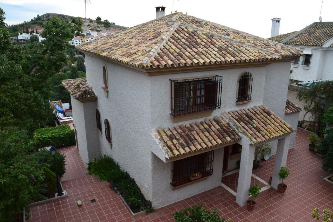 Apartamento-Estudio En Villa Con Piscina Μάλαγα Εξωτερικό φωτογραφία